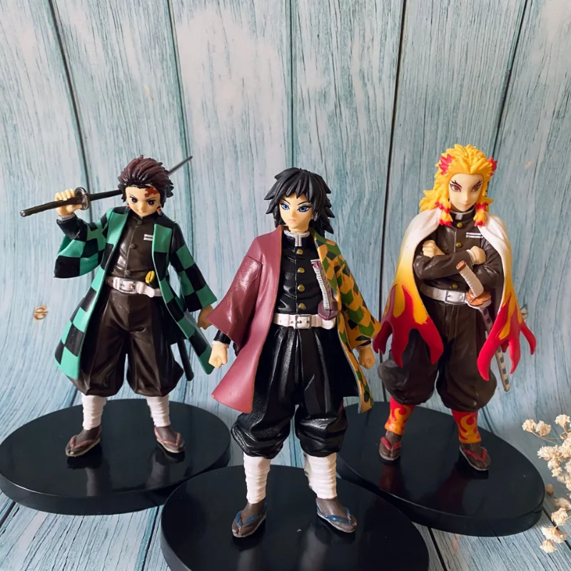 Model Kit Nezuko - アニメ鬼滅の刃アクションフィギュア鬼滅の刃禰豆子ねずこPVC人形モデルコレクション装飾品日本「」派生玩具