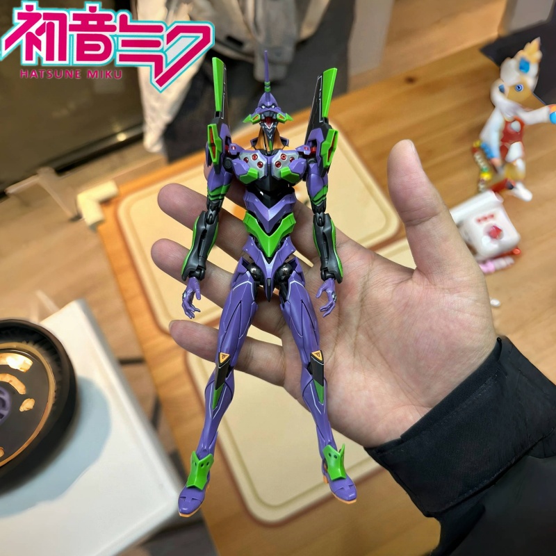 Model Kit Eva 01 - Rg evangelionモデルキット,組み立てキット,モバイルスーツ,ブナキット,子供のおもちゃ,クリスマスプレゼント,1:144,トレンディ