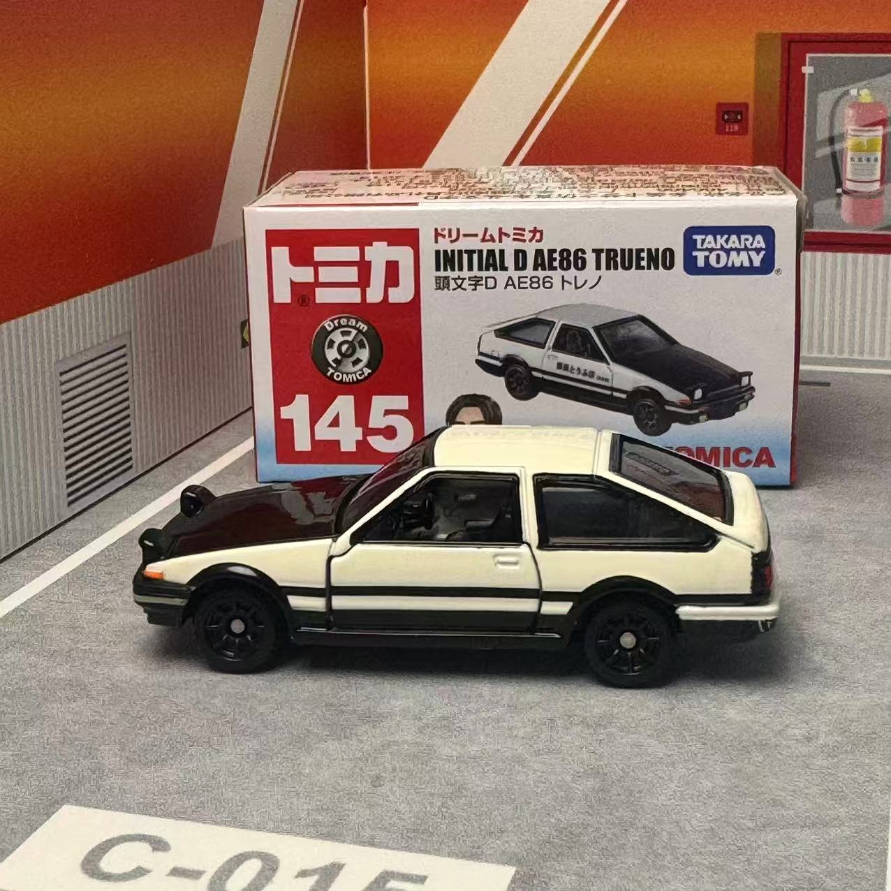 タカラトミー トミカ NO.145 ドリームシリーズ トヨタ - Model Kit Ae86 のレビューと価格