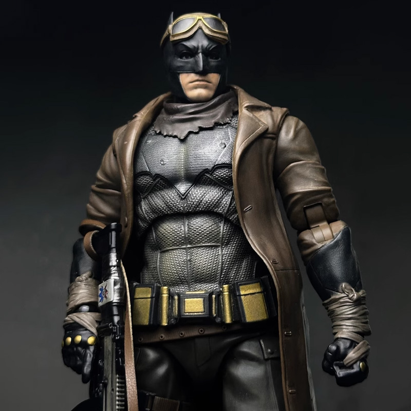 本物の Fondjoy ナイトメアデザートバットマン 1/9 - Model Kit Batman のレビューと価格