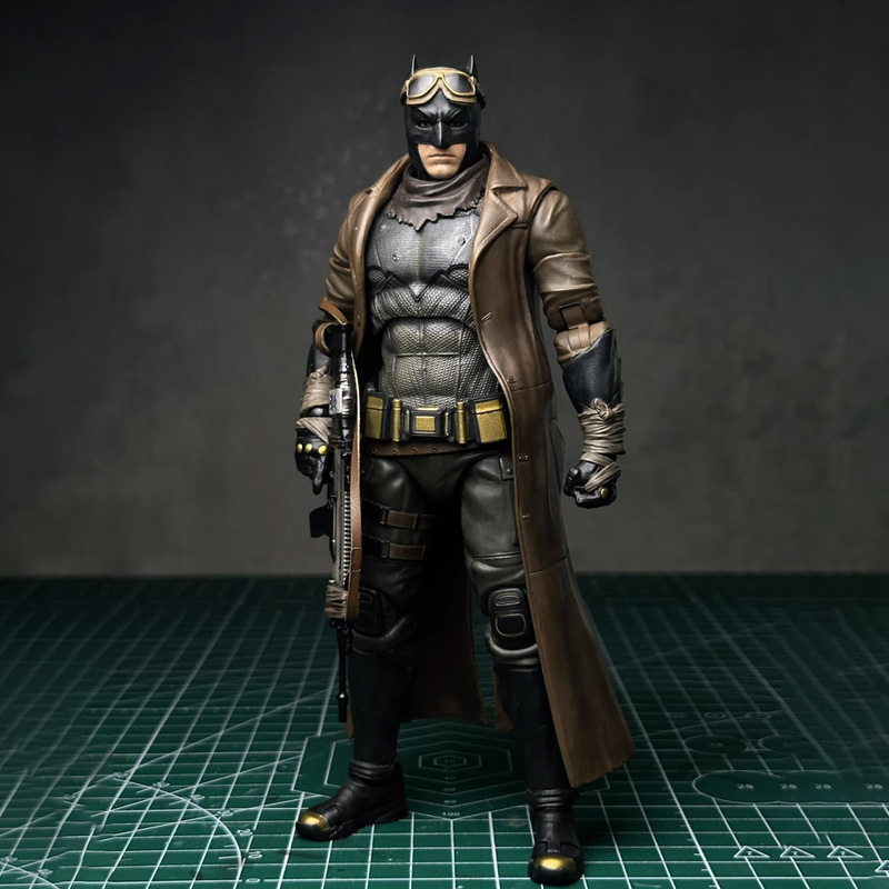 本物の Fondjoy ナイトメアデザートバットマン 1/9 - Model Kit Batman のレビューと価格