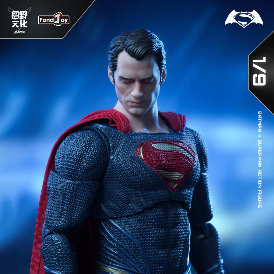 ジャスティスリーグフィギュアスーパーマンアニメフィギュアコレ - Model Kit Batman のレビューと価格