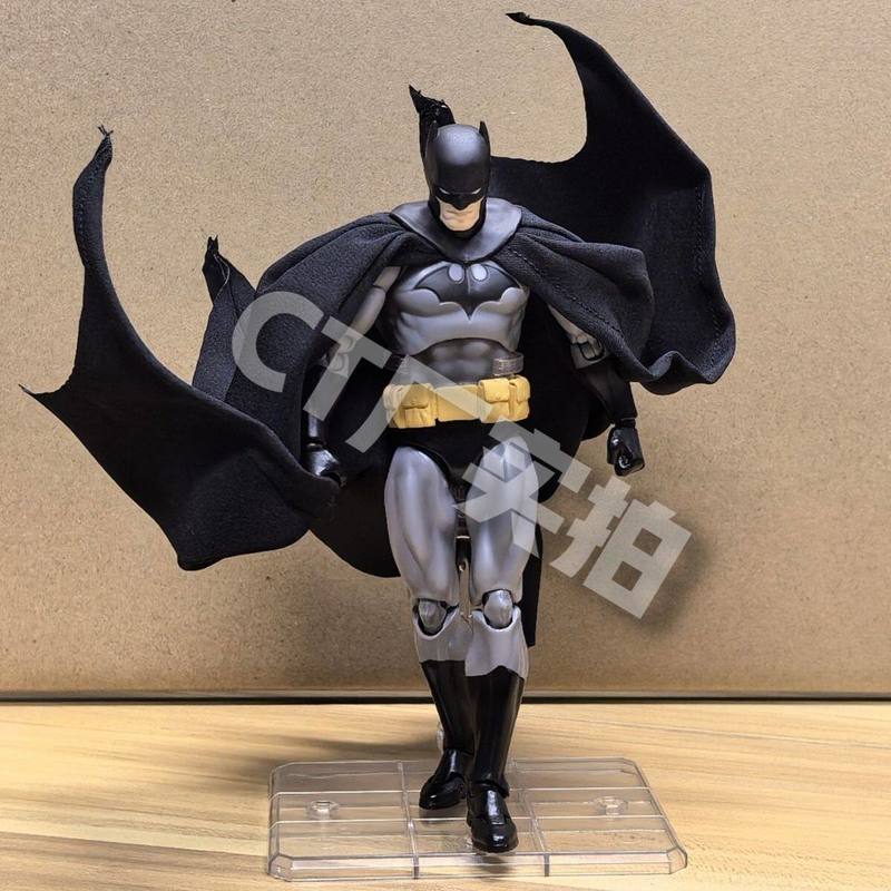 Ct Toys バットマンフィギュア バットマンマフェックス - Model Kit Batman のレビューと価格