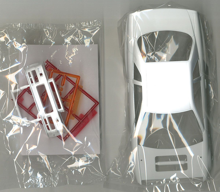 アオシマ 05733 1/24 頭文字D スカイライン GT - Model Kit R34 のレビューと価格