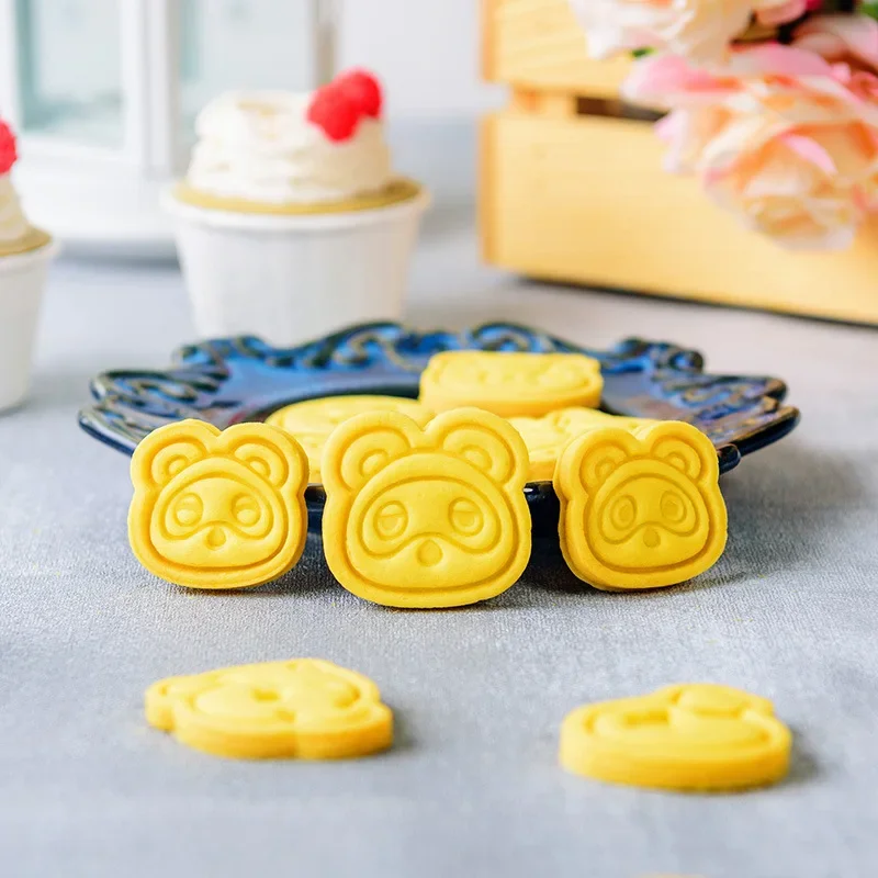 ケーキクッキーどうぶつの森カッターかわいいアニメフィギュアD - Model Kit Cutter のレビューと価格