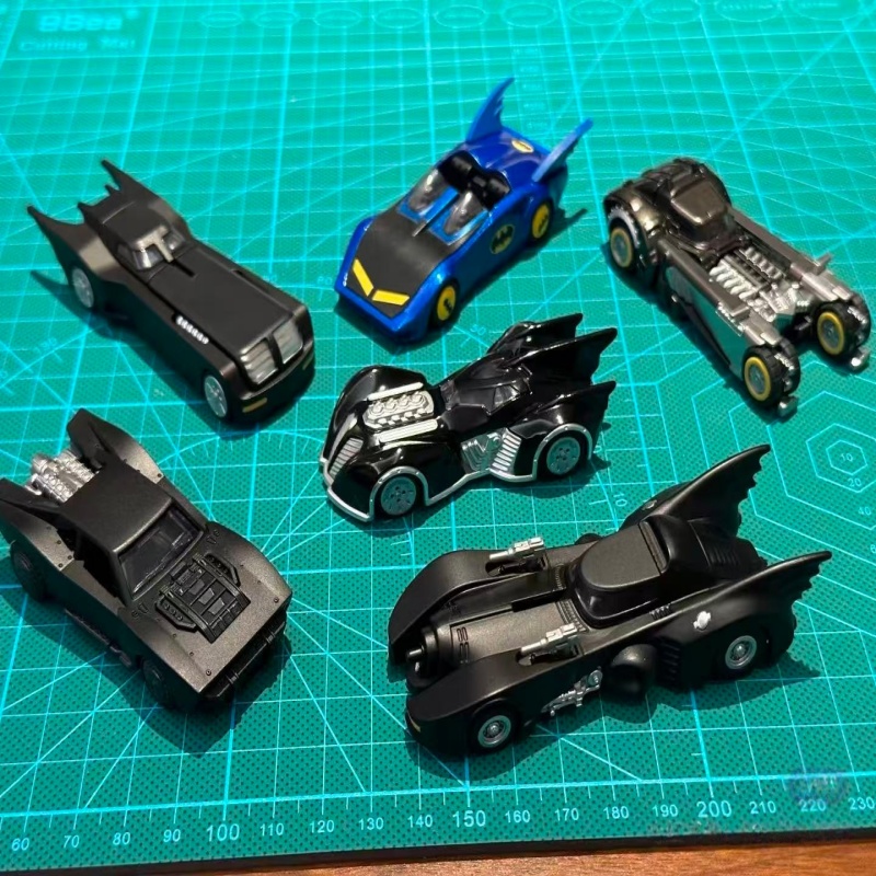 新しいBLOKEESバットモービルブラインドボックスDCバッ - Model Kit Batman のレビューと価格