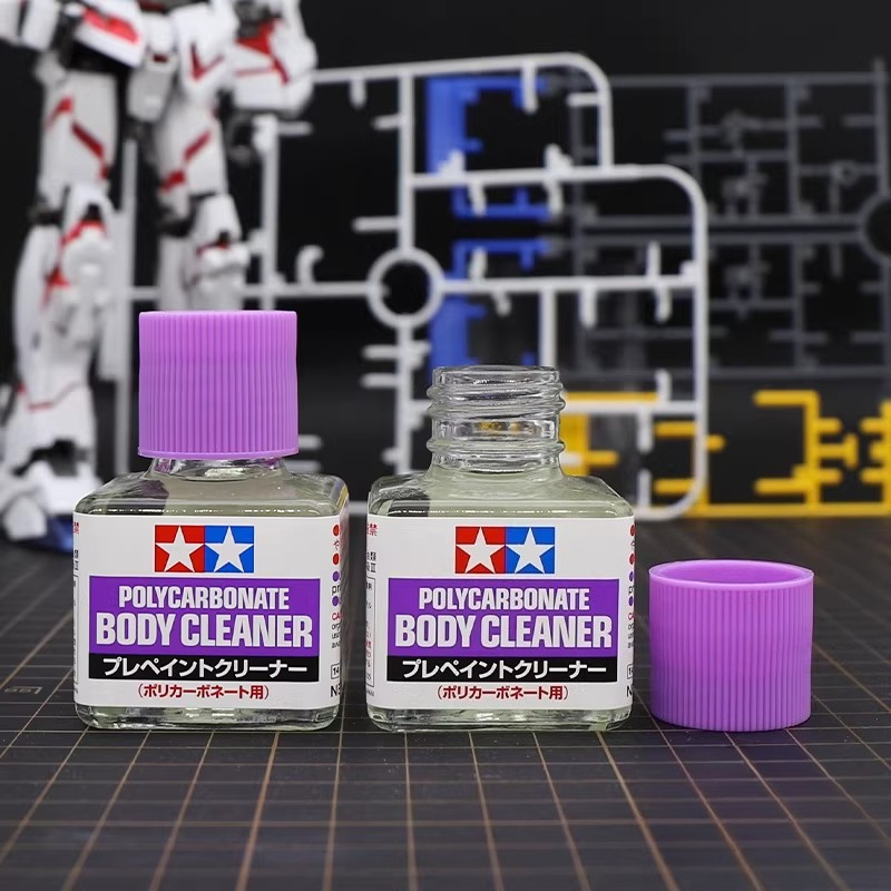 タミヤ 40 ミリリットルポリカーボネートボディクリーナープ - Model Kit Paint Remover のレビューと価格