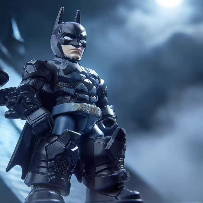 在庫あり Blokees DC ディフェンダーバージョン03 - Model Kit Batman のレビューと価格