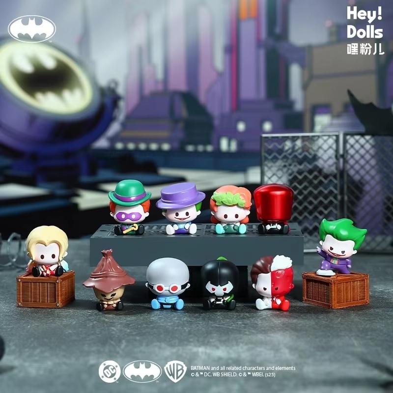 新品本物のサプライバットマンミステリーボックスミニブラインド - Model Kit Batman のレビューと価格