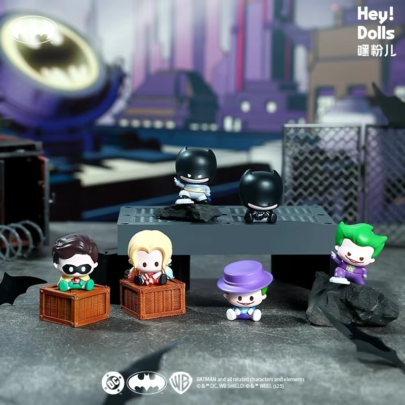 新品本物のサプライバットマンミステリーボックスミニブラインド - Model Kit Batman のレビューと価格