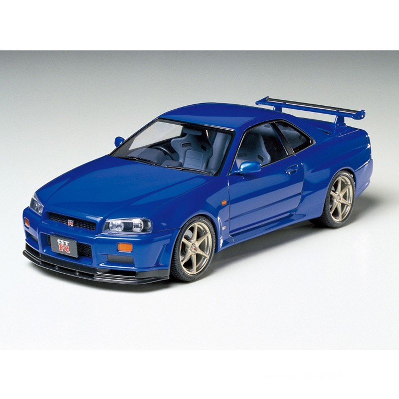 組み立て式組み立てモデル タミヤ 24210 1/24 スカ - Model Kit R34 のレビューと価格