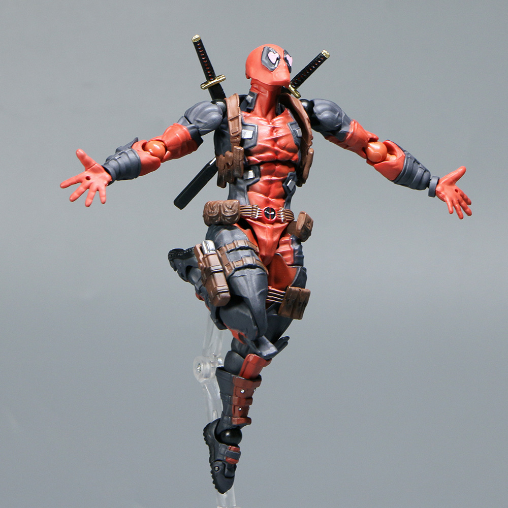 素晴らしいyamデッドプールのアクションフィギュアのおもちゃ - Model Kit Batman のレビューと価格