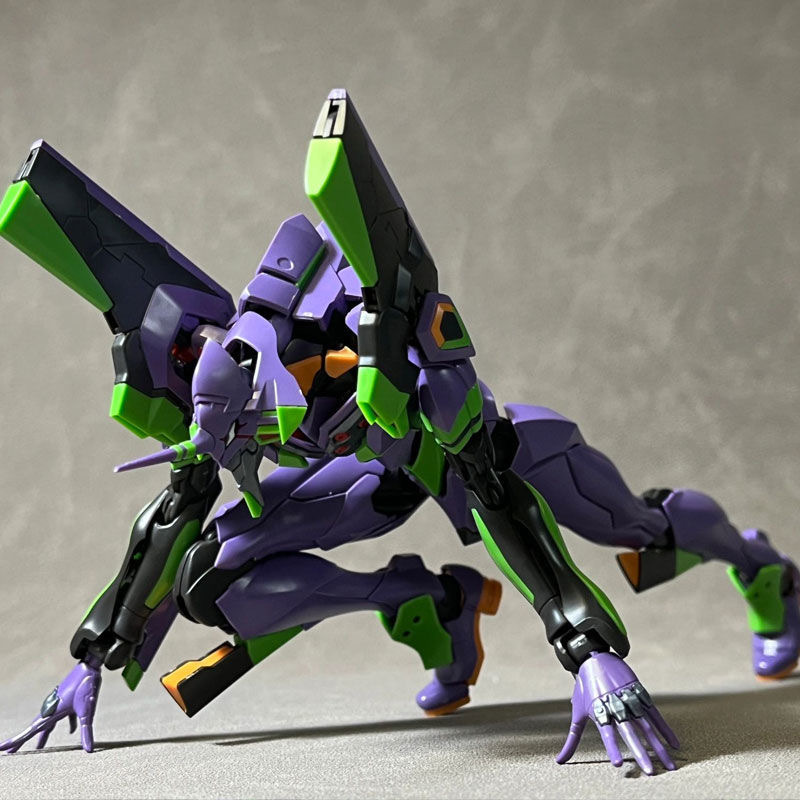 ホット在庫 Rg エヴァンゲリオンモデルキット 1:144  - Model Kit Eva 01 のレビューと価格